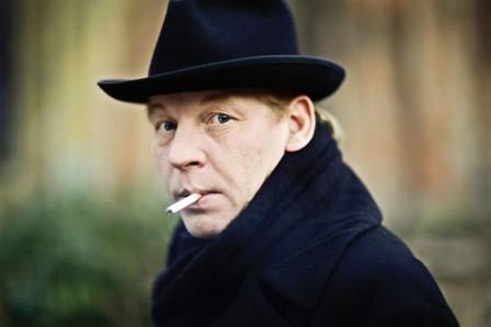 „BLUTSBRÜDER“ – BEN BECKER LIEST ERNST HAFFNERS ROMAN